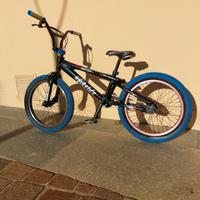 bmx nera