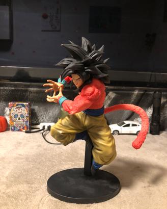 Son Goku Super Saiyan 4 (dragon ball)