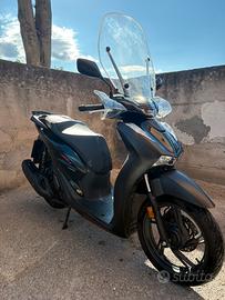 Honda Sh150 sport 2025