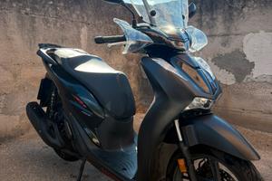 Honda Sh150 sport 2025