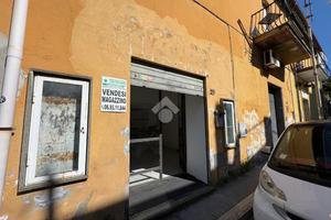 DEPOSITO A GENZANO DI ROMA