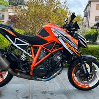 Ktm 1290 super duke r