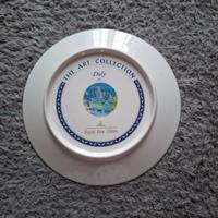 Piatto ornamentale da collezione Royal Fine China,