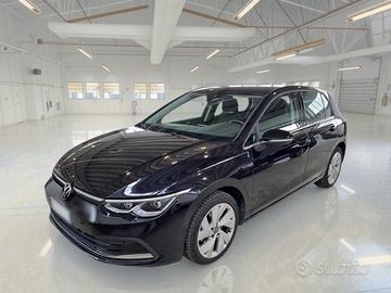 VOLKSWAGEN GOLF VIII 2.0 TDI SCR 110 KW STYLE 5 PO