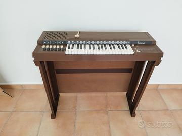 Pianola Bontempi Electric chord organ
