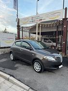 Lancia Ypsilon 0.9 TwinAir 85 CV 5 porte Metano Ec