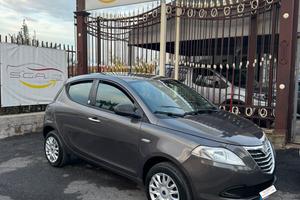 Lancia Ypsilon 0.9 TwinAir 85 CV 5 porte Metano Ec