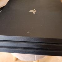 PlayStation pro4 più gioco fifa22