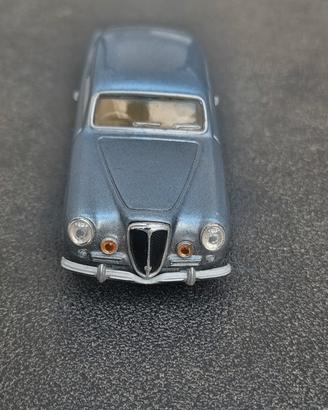 Modellini auto Lancia Aurelia GT B20 1951 Solido