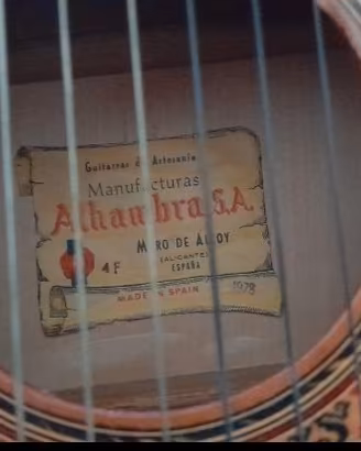 Chitarra di gran pregio e da collezionisti