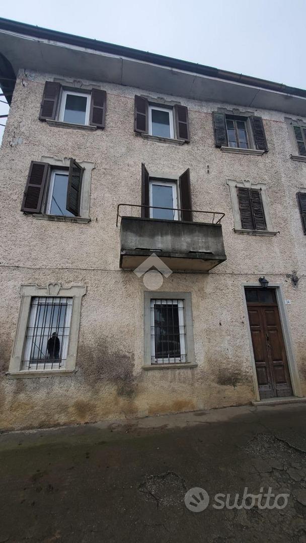 RUSTICO A BERBENNO - Vista 3