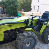 Trattore frutteto Grillo 45CV 4x4 sterzante