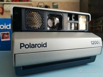 Polaroid fotocamera istantanea vintage