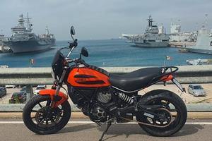SCAMBII / PERMUTO Ducati Scrambler Sixty2