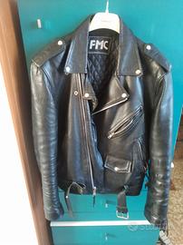 Giubbotto in pelle tipo "chiodo"