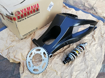 Yamaha FZ1 ricambi