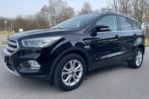 Ford Kuga 1.5 TDCI 120 CV S&S 2WD*Navi*Euro6 *Cerc