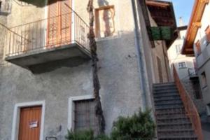 Casa da ristrutturare a Teglio (SO)