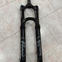 Forcella fox performance 38 ,  170 escursione