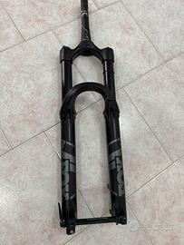 Forcella fox performance 38 ,  170 escursione