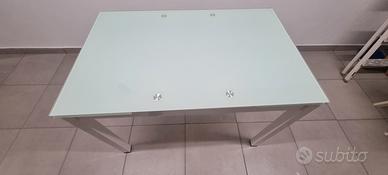 tavolo da cucina in vetro 