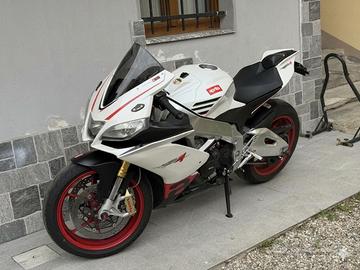 Aprilia rsv4 aprc