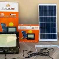 Faro 800W con pannello solare 