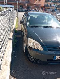 Toyota corolla  D4D  anno 2005 cc1500 automatica