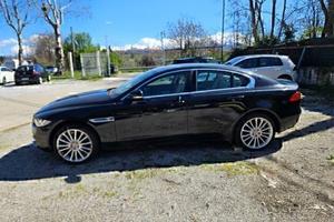 JAGUAR XE MOTORE ROTTO DA SOSTITUIRE