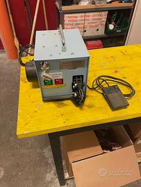 Crimpatrice per capicorda elettrici