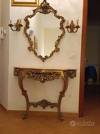 Consolle barocca con specchiera e applique