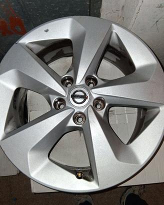 Cerchi in lega Nissan Qashqai originali