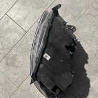 faro destra VOLVO XC40