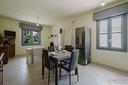 casa-indipendente-di-205-m²-con-piu-di-5-locali-e-
