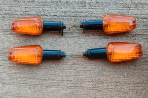 frecce originali  Honda Hornet 600 98/02 