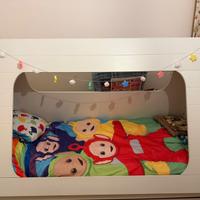 Letto capanna Montessori in legno naturale