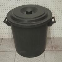 S 159- Bidone  plastica nero lt.50 c/coperchio