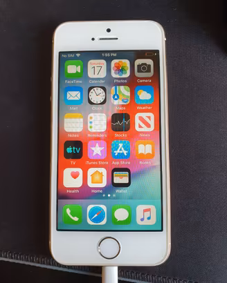 Apple iPhone 5s - 16GB - Oro Rosa(Sbloccato)
