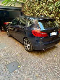 Bmw 218d active tourer2017