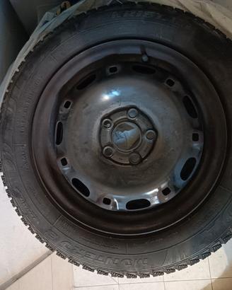 4 gomme invernali Fulda 185/60 R14 82T con cerchi
