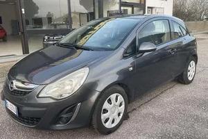 Opel corsa 3 porte 1.2 benzina/gpl