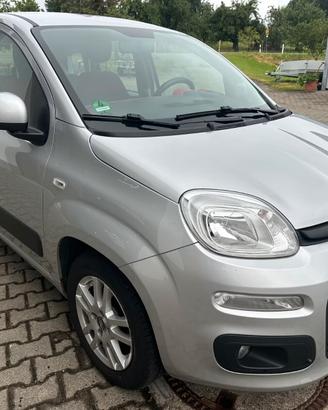 Fiat Panda 1.2 Lounge/5 posti/Prima mano/Aria cond