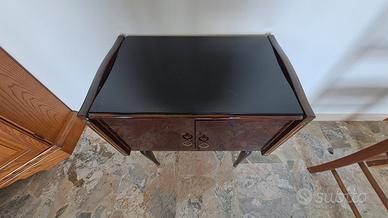 COMODINI