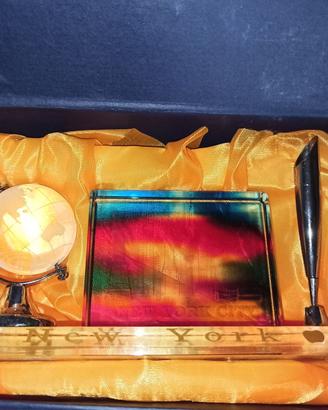 soprammobile in vetro di Newyork