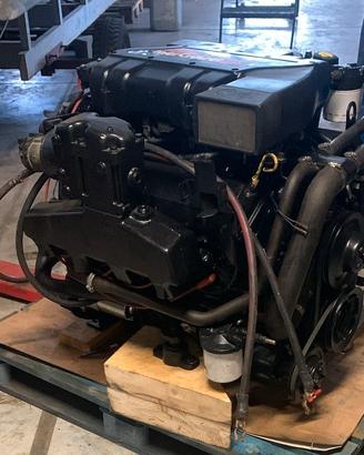 MERCRUISER 8.2 mpi rigenerato 430 hp