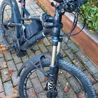 MTB biammortizzata Cannondale  E-BIKE