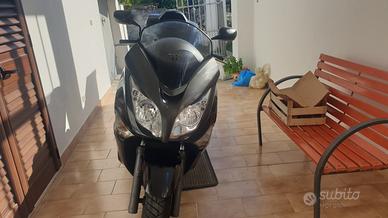 scooter honda sw t 400