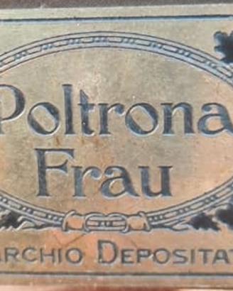 poltrona frau divano e due poltrone originali