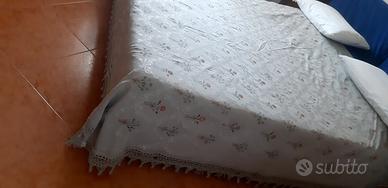 antico copriletto matrimoniale