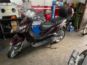 Beverly 200 cc